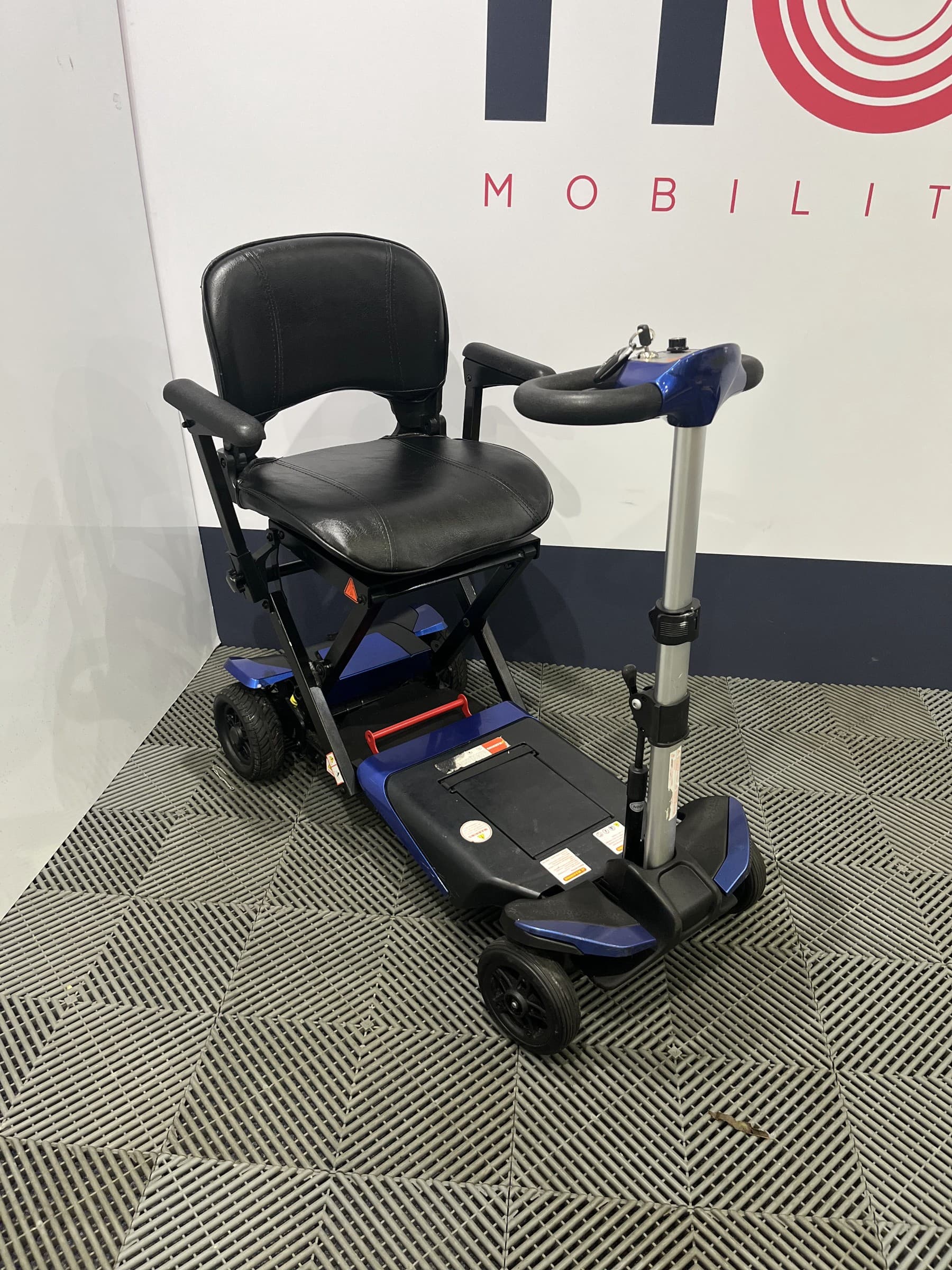 Monarch Smarti Auto-Folding Mobility Scooter
