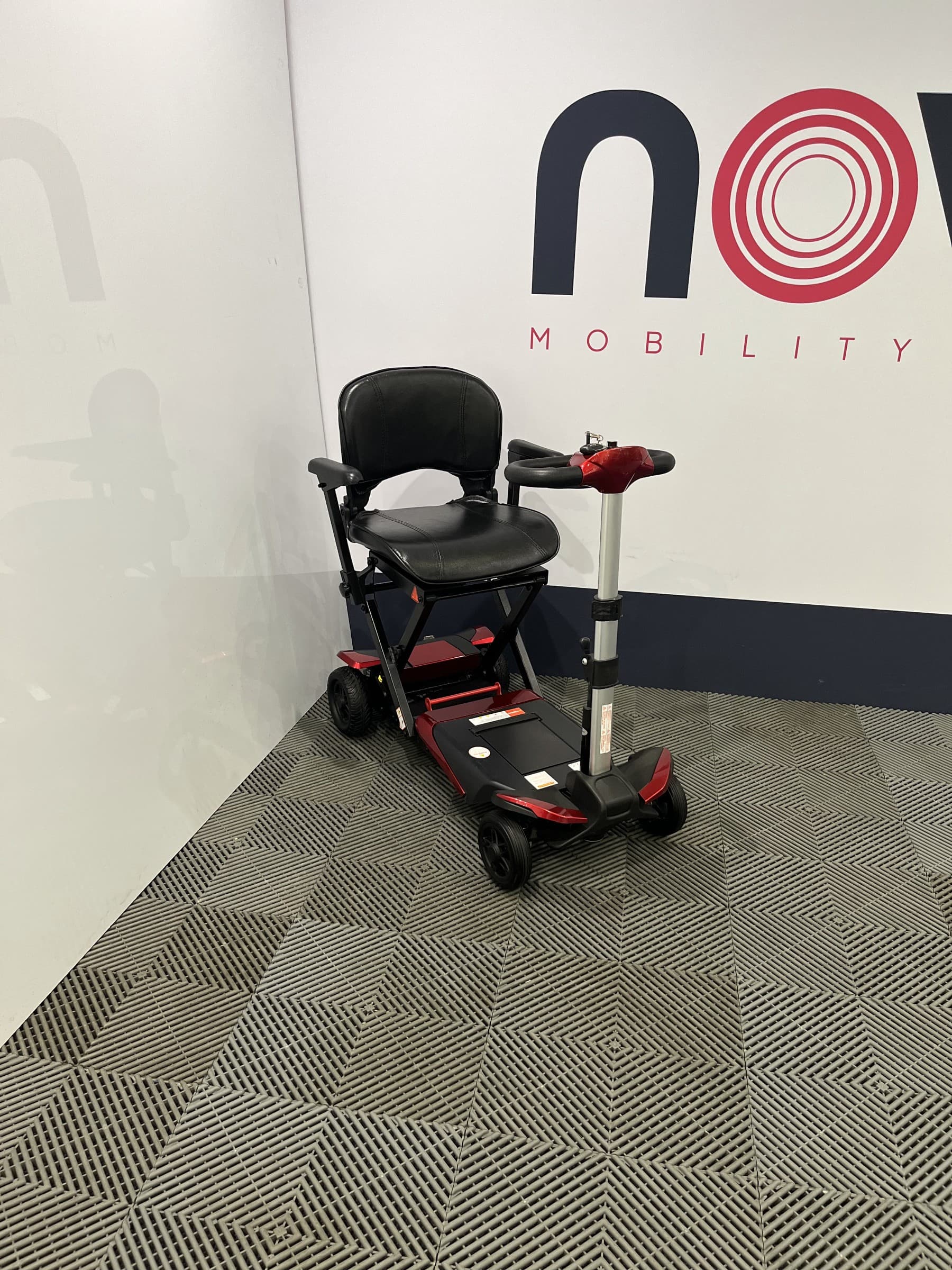 Monarch Smarti Auto-Folding Mobility Scooter